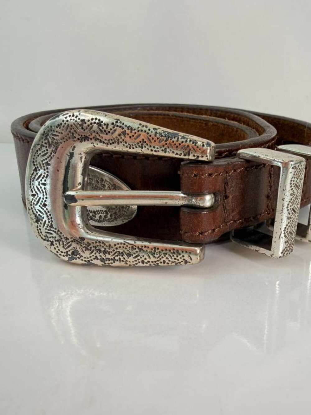 Lady Canterbury Latigo Leather Belt – Western Style – Size S - Picture 5 of 15